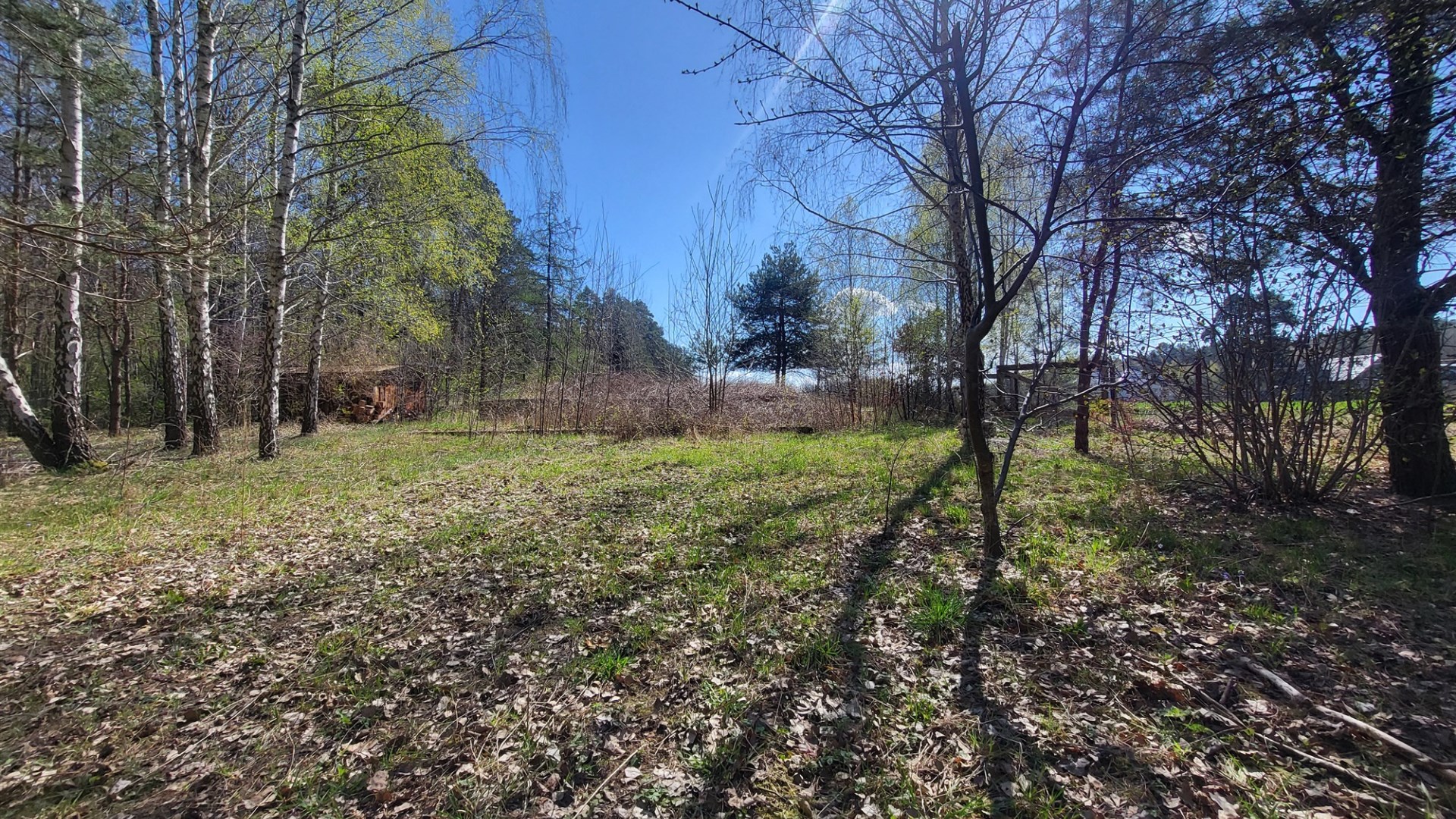 Działka na sprzedaż